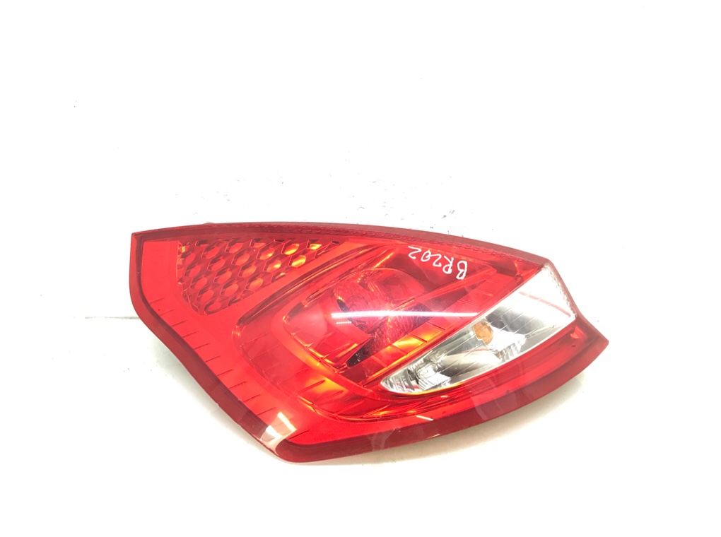 Фонарь задний левый для Ford Fiesta, 2011 г. 1.4 TDCI дизель б/у