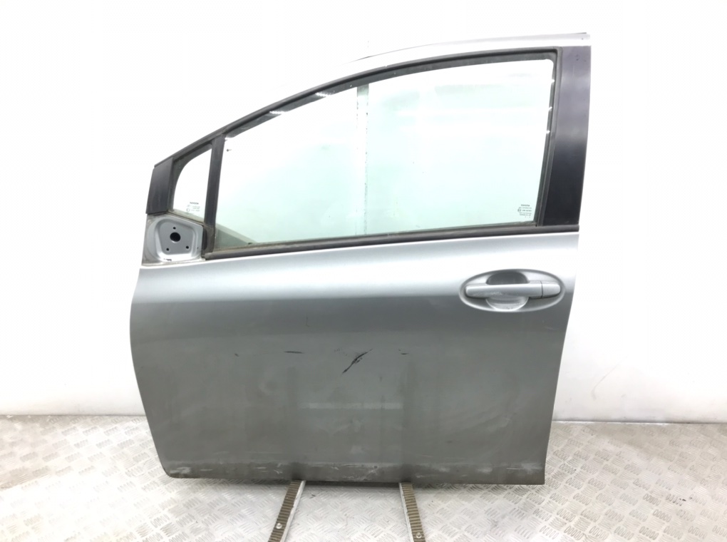 Дверь передняя левая для Toyota Yaris, 2009 г. 1.3 i бензин б/у