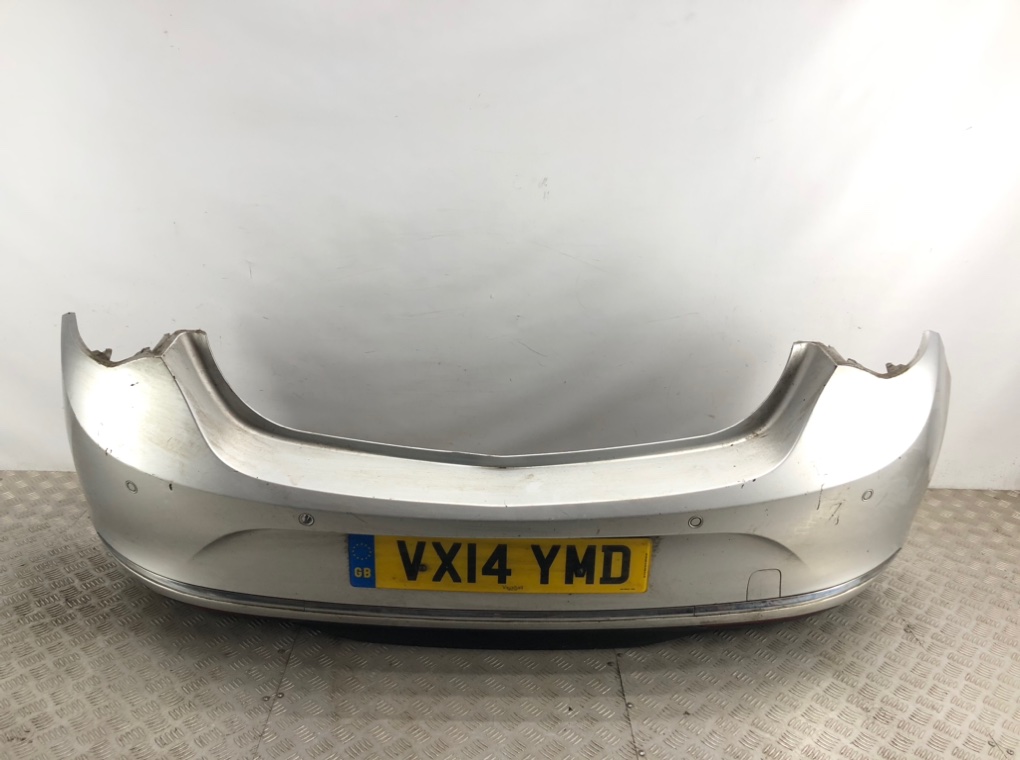 Бампер задний для Opel Astra, 2014 г. 1.7CDTI дизель б/у