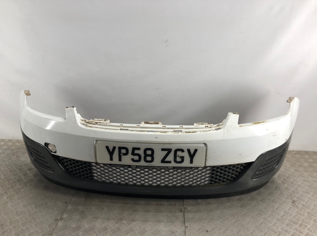 Бампер передний для Ford Fiesta, 2008 г. 1.4 TDCi дизель б/у