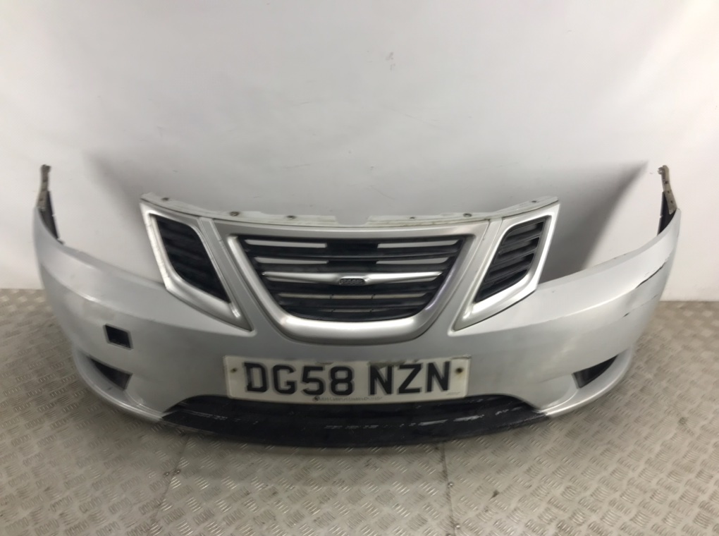 Бампер передний для Saab 9-3, 2008 г. 1.9 CDTi дизель б/у