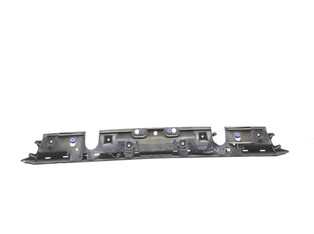 Накладка подсветки номера для Ford Mondeo, 2013 г. 2.0 TDCI дизель б/у — фото 2