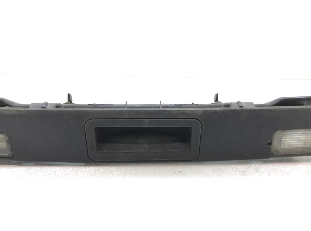 Накладка подсветки номера для Ford Mondeo, 2013 г. 2.0 TDCI дизель б/у — фото 5