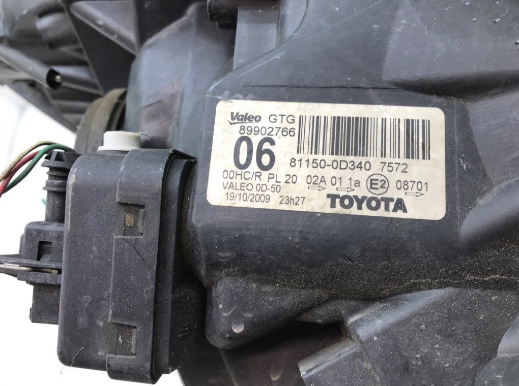 Фара левая для Toyota Yaris, 2009 г. 1.3 i бензин б/у — фото 8