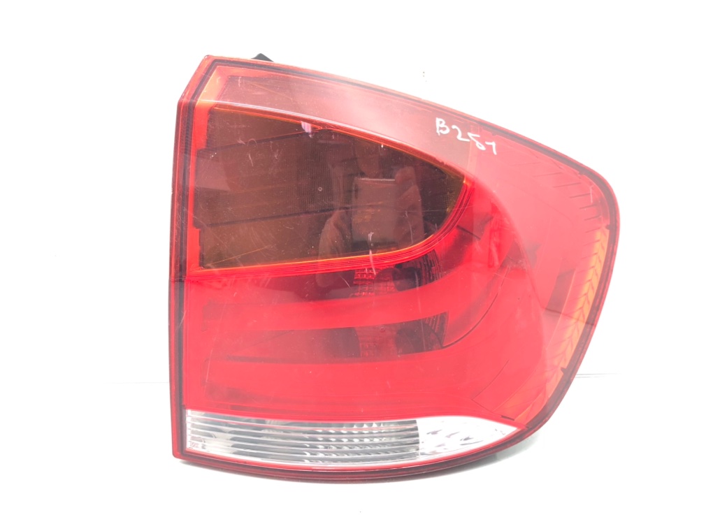 Фонарь задний правый для BMW X1 E84, 2009 г. 2.0 TD дизель б/у