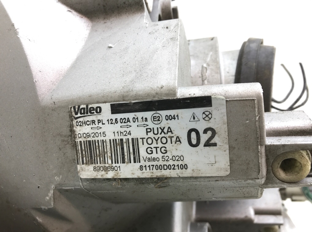 Фара левая для Toyota Yaris, 2002 г. 1.0 i бензин б/у — фото 6