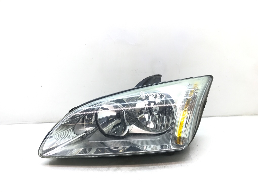Фара левая для Ford Focus, 2007 г. 1.8 TDCi дизель б/у