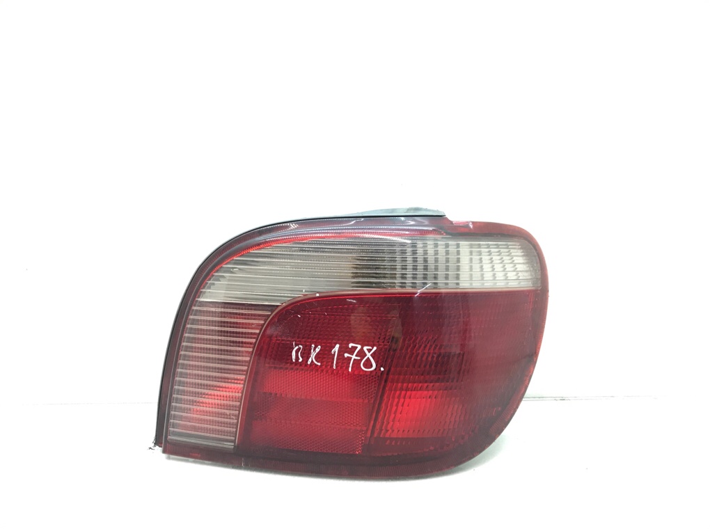 Фонарь задний правый для Toyota Yaris, 2002 г. 1.0 i бензин б/у