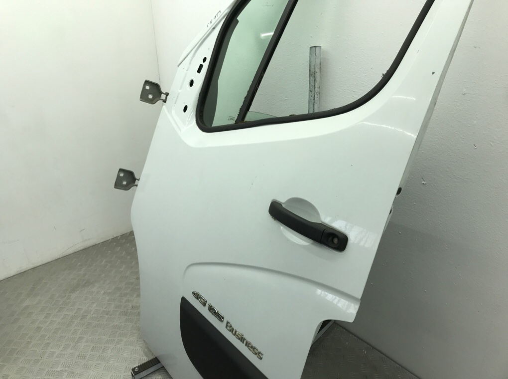 Дверь передняя левая для Renault Master, 2016 г. 2.3 DCI дизель б/у — фото 3