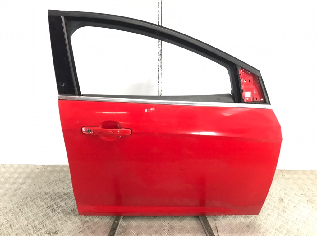 Дверь передняя правая для Ford Focus, 2013 г. 1.0 i бензин б/у