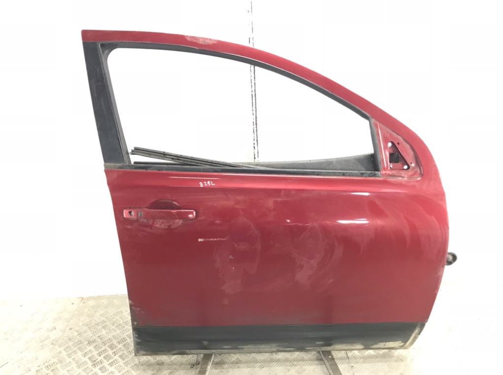 Дверь передняя правая для Nissan Qashqai+2, 2010 г. 1.5 DCi дизель б/у