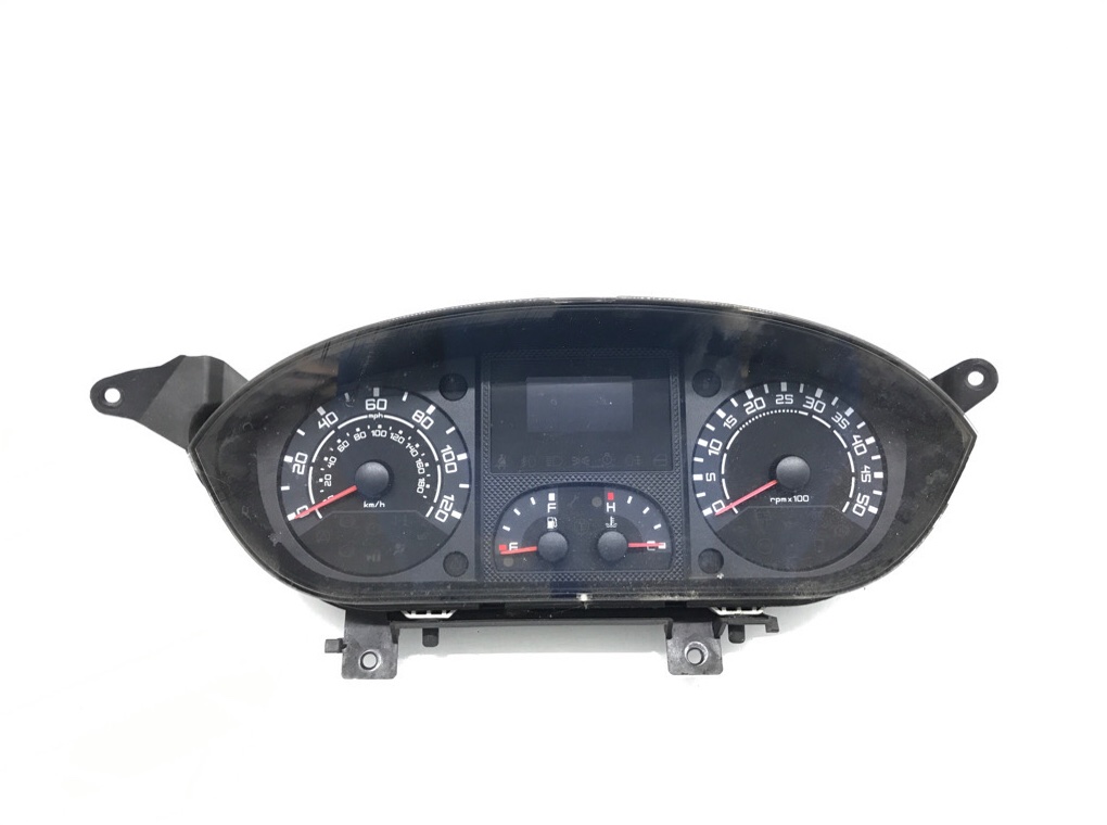 Щиток приборов (приборная панель) для Iveco Daily, 2008 г. 2.3 JTD дизель б/у