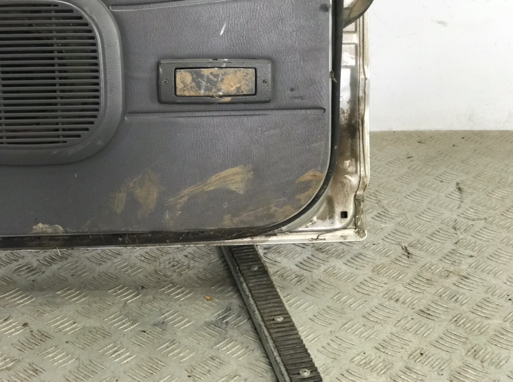 Дверь задняя левая для Nissan Navara, 2003 г. 2.5 DCi дизель б/у — фото 5
