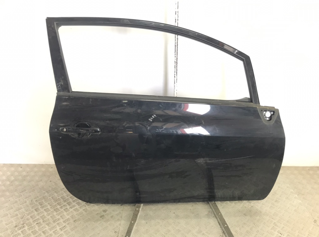 Дверь передняя правая для Toyota Auris, 2008 г. 1.6 i бензин б/у