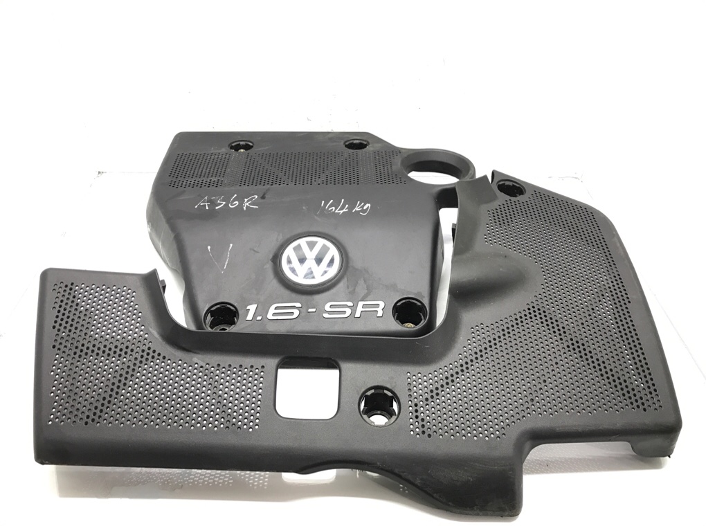 Декоративная крышка двигателя для Volkswagen Golf, 1999 г. 1.6 i бензин б/у