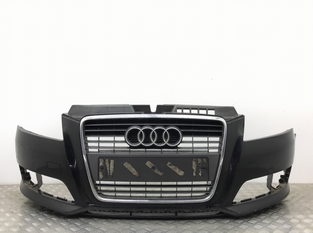 Бампер передний для Audi A3, 2009 г. 2.0 TDi дизель б/у
