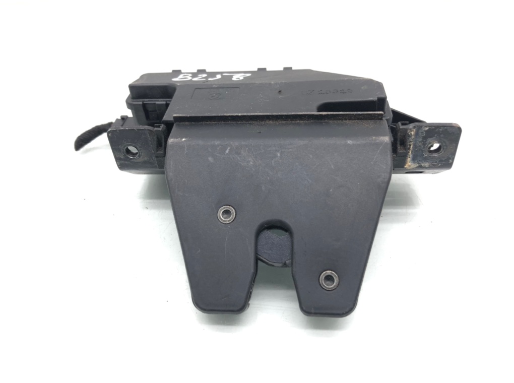 Замок багажника для BMW 3 E90/E91/E92/E93, 2010 г. 2.0 i бензин б/у — фото 3