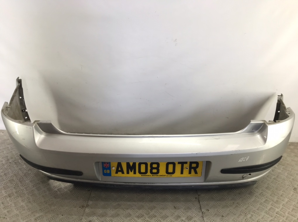 Бампер задний для Opel Vectra, 2008 г. 1.9 CDTi дизель б/у