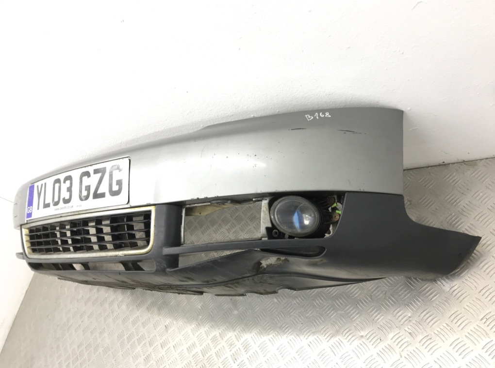 Бампер передний для Audi A4, 2003 г. 1.9 TDi дизель б/у — фото 4