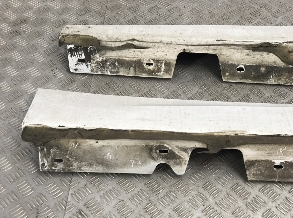 Накладка на порог для BMW 3 E90/E91/E92/E93, 2010 г. 2.0 i бензин б/у — фото 3