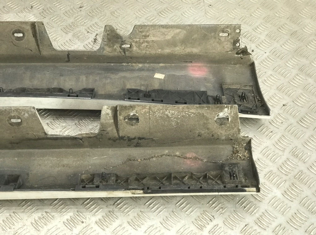 Накладка на порог для BMW 3 E90/E91/E92/E93, 2010 г. 2.0 i бензин б/у — фото 5