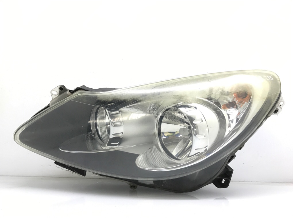 Фара левая для Opel Corsa, 2010 г. 1.2 i бензин б/у