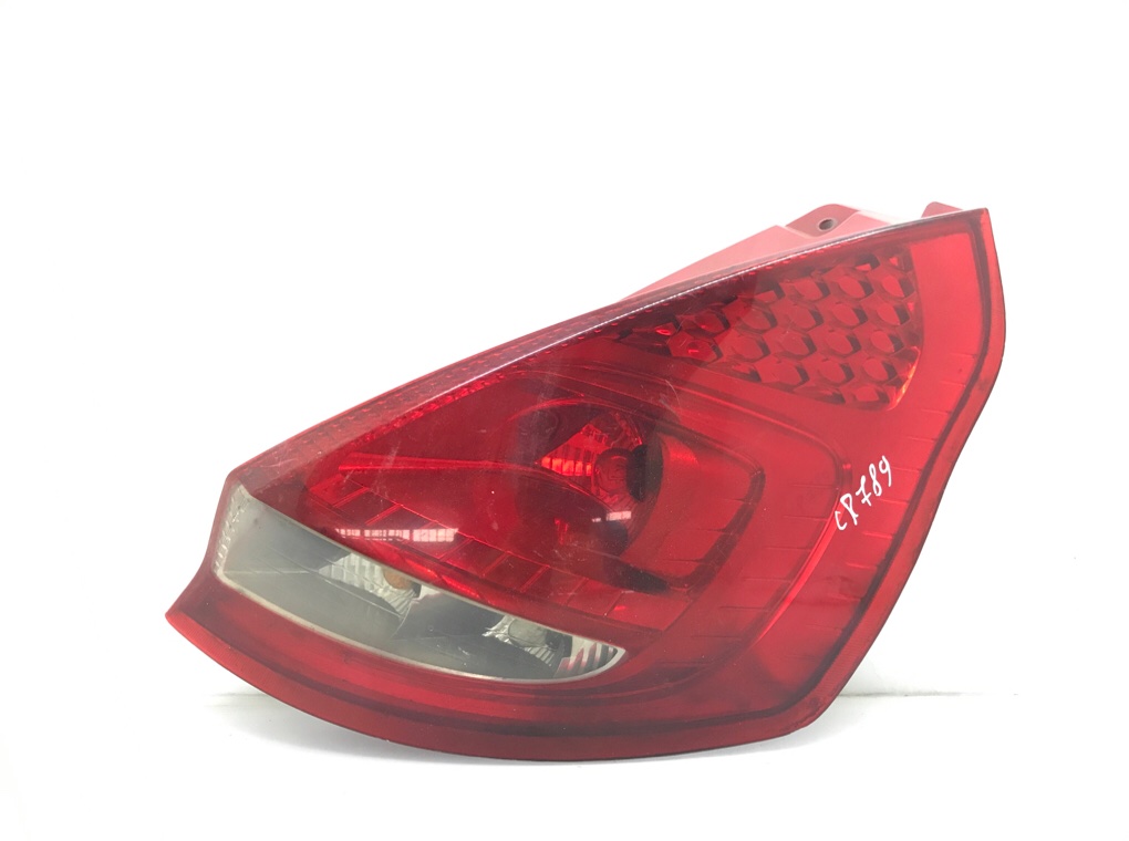 Фонарь задний правый для Ford Fiesta, 2010 г. 1.4 TDCi дизель б/у