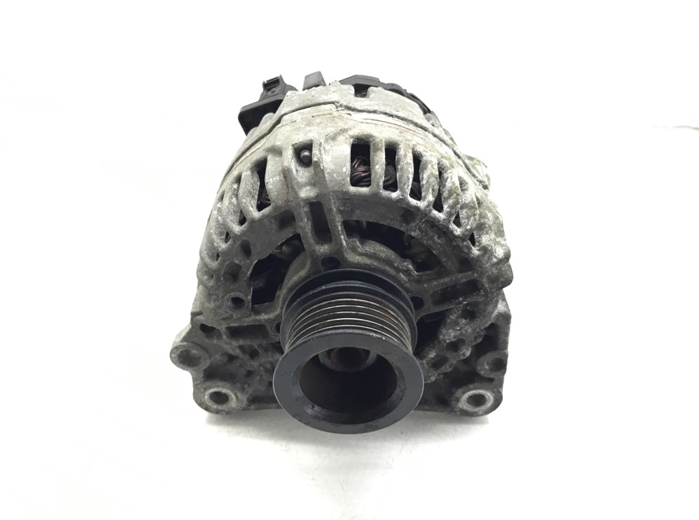 Генератор для Skoda Fabia, 2007 г. 1.4 i бензин б/у