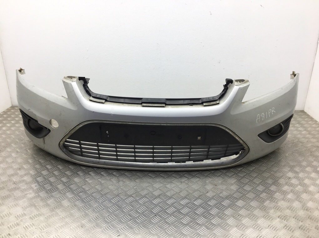 Бампер передний для Ford Focus, 2009 г. 2.0 TDCi дизель б/у