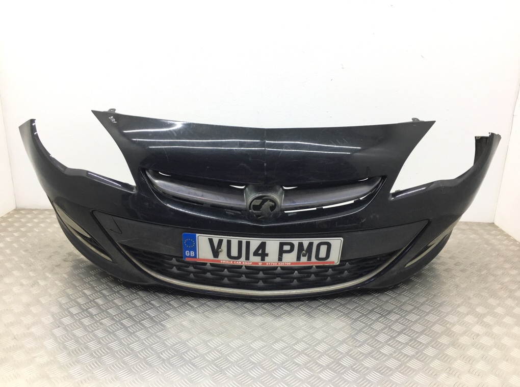 Бампер передний для Opel Astra, 2014 г. 1.4 Ti бензин б/у