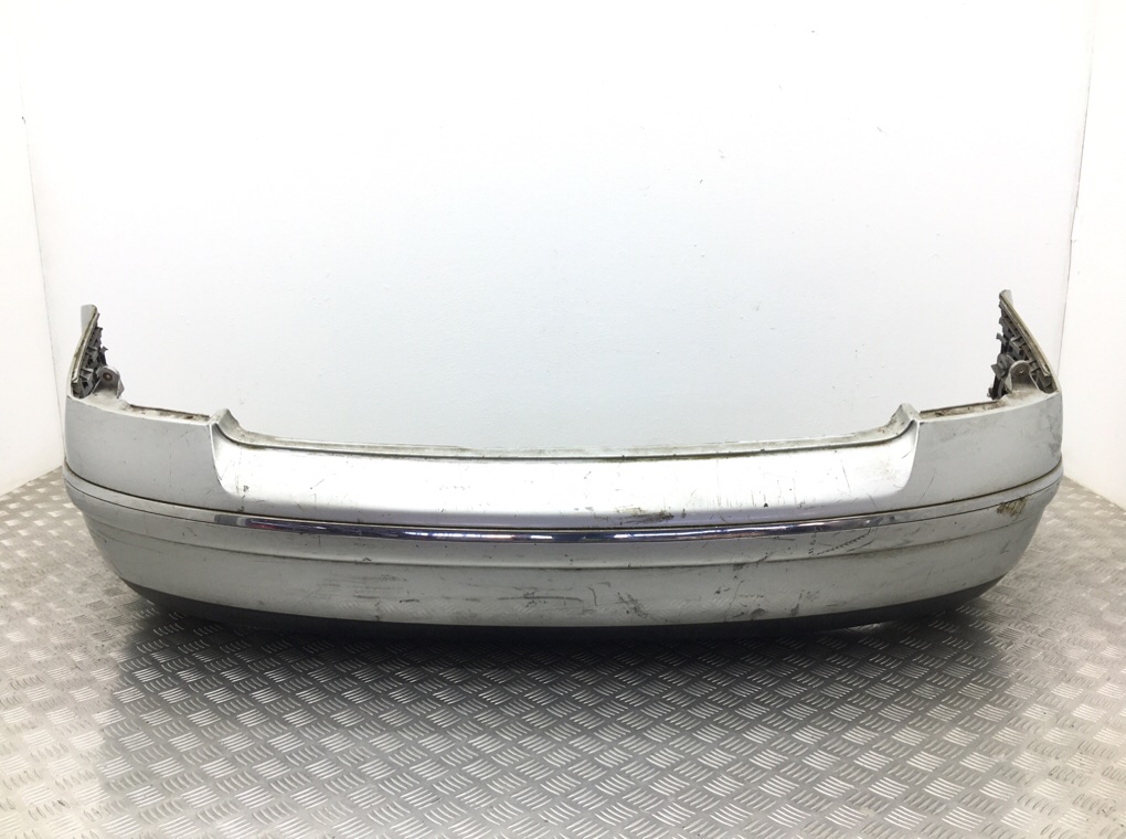 Бампер задний для Volkswagen Passat, 2003 г. 1.9 TDi дизель б/у