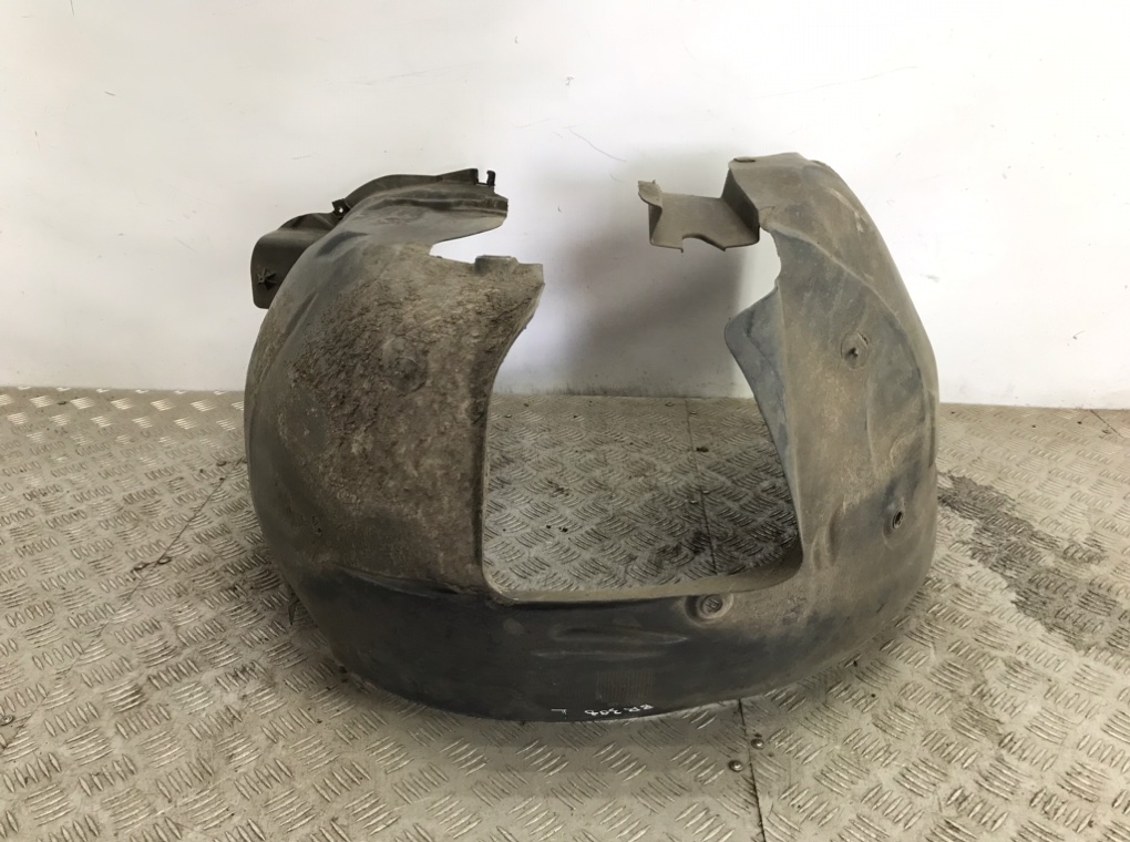 Защита арок передняя левая (подкрылок) для Citroen C4 Picasso, 2013 г. 1.6 HDi дизель б/у