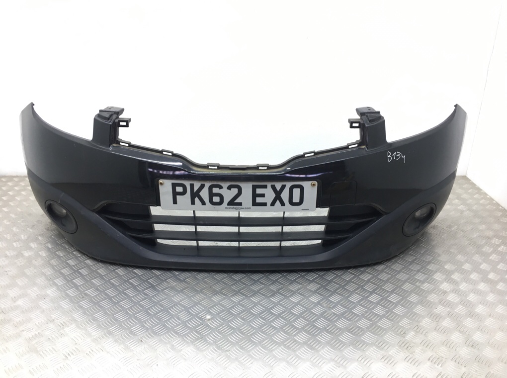 Бампер передний для Nissan Qashqai, 2012 г. 1.5 DCi дизель б/у