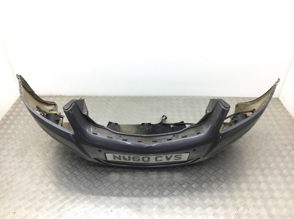 Бампер передний для Opel Zafira, 2010 г. 1.7 CDTi дизель б/у — фото 2