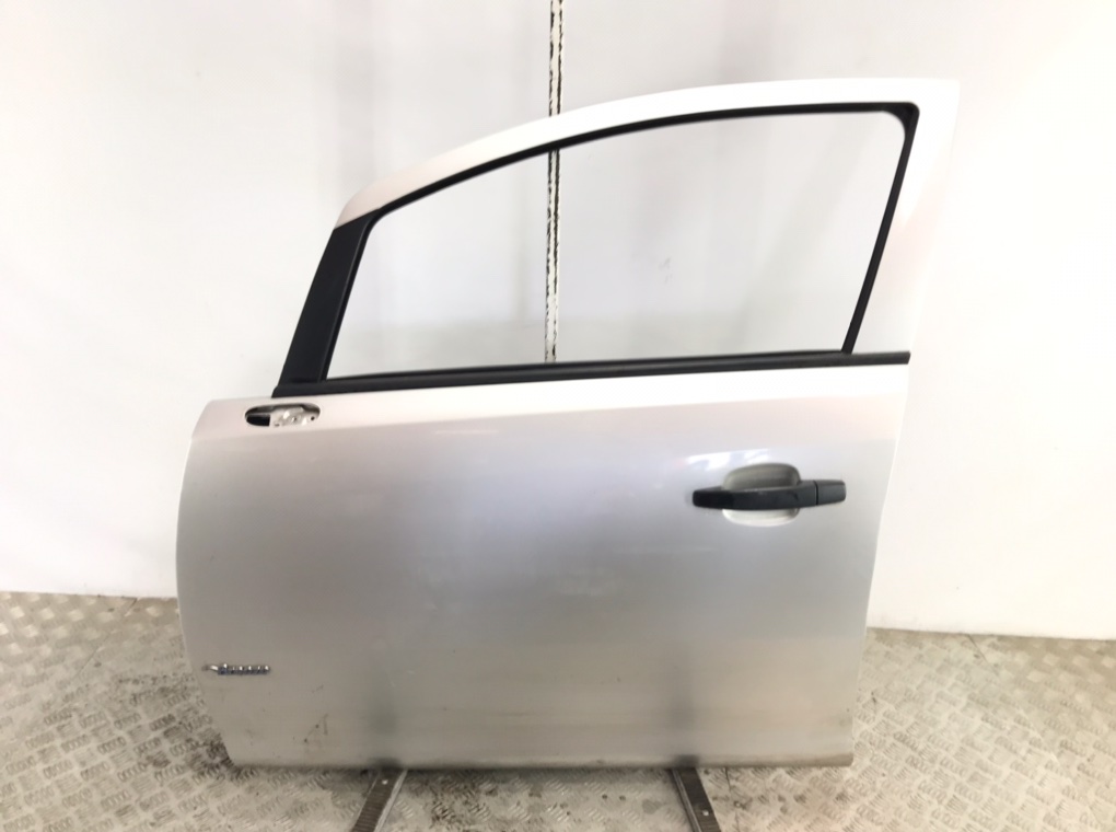 Дверь передняя левая для Opel Corsa, 2008 г. 1.2 i бензин б/у