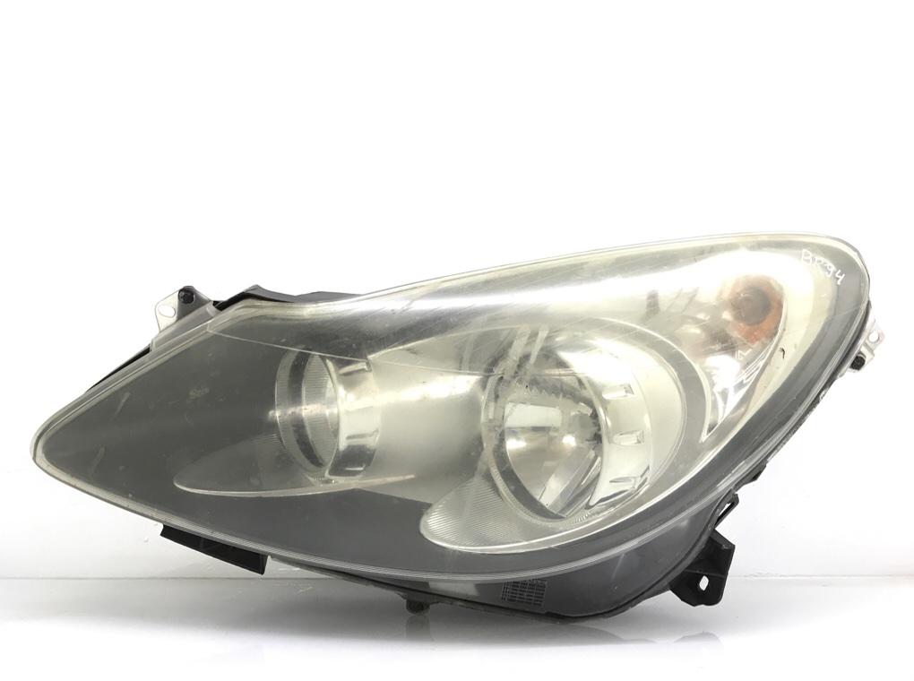 Фара левая для Opel Corsa, 2010 г. 1.2 i бензин б/у