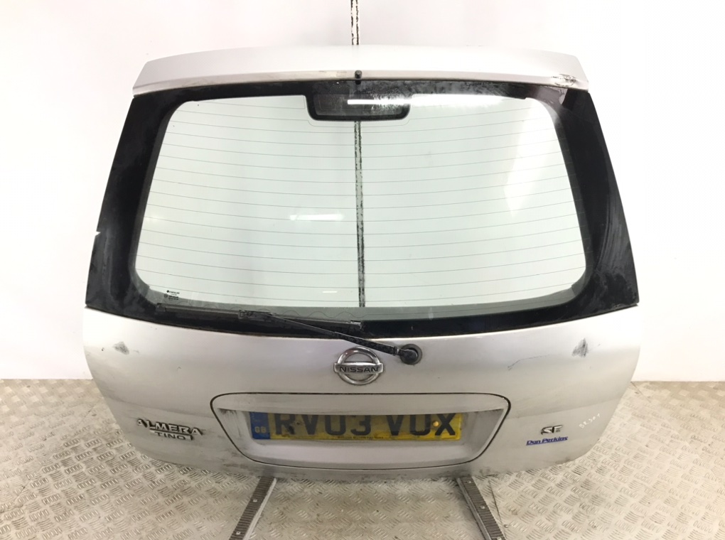 Крышка багажника для Nissan Almera Tino, 2003 г. 1.8 i бензин б/у