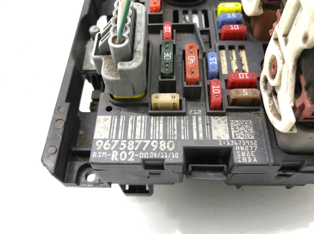 Блок предохранителей для Citroen C4 Picasso, 2011 г. 1.6 HDi дизель б/у — фото 5