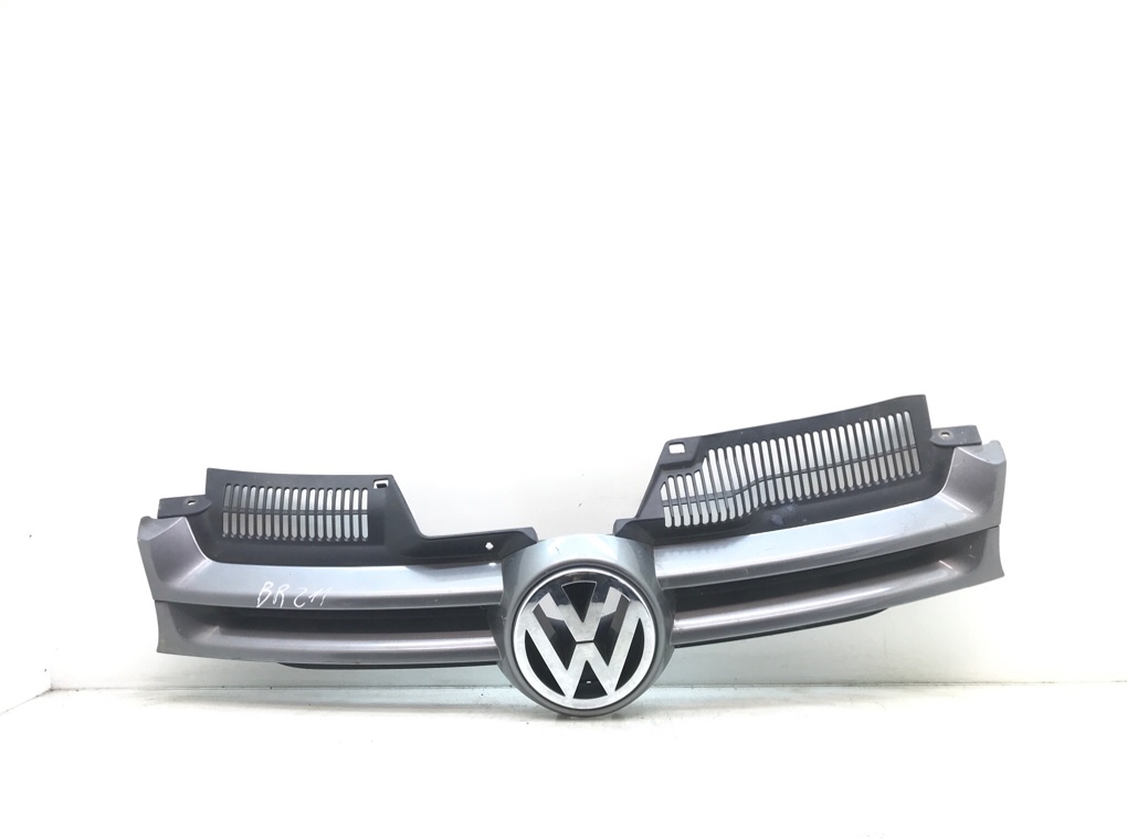 Решетка радиатора для Volkswagen Golf, 2007 г. 1.9 TDi дизель б/у