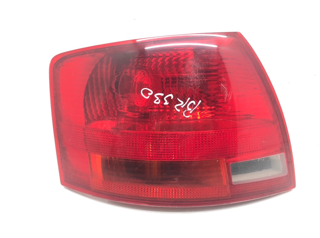 Фонарь задний левый для Audi A4, 2007 г. 1.9 TDi дизель б/у