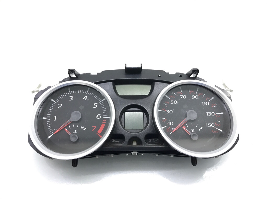 Щиток приборов (приборная панель) для Renault Megane, 2007 г. 1.6 i бензин б/у