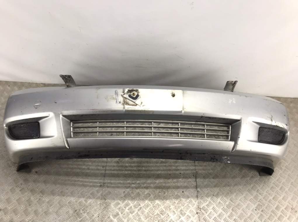 Бампер передний для Kia Carnival, 2008 г. 2.9 CRDi дизель б/у