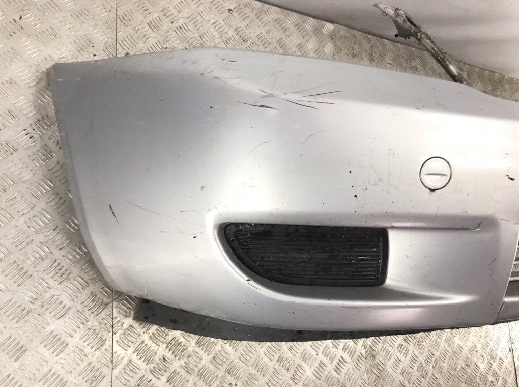 Бампер передний для Kia Carnival, 2008 г. 2.9 CRDi дизель б/у — фото 2