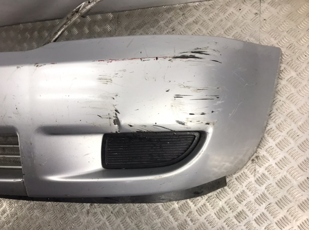 Бампер передний для Kia Carnival, 2008 г. 2.9 CRDi дизель б/у — фото 3