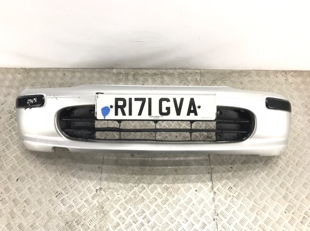 Бампер передний для Nissan Micra, 1998 г. 1.0 i бензин б/у
