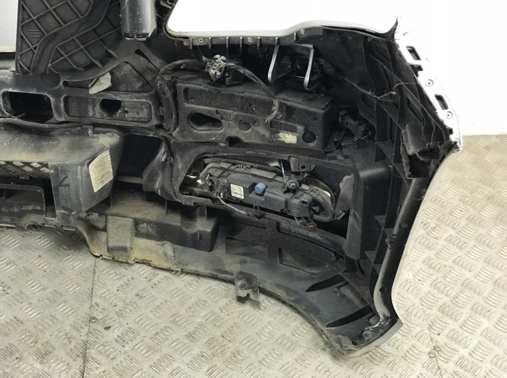 Бампер передний для Mercedes R W251, 2012 г. 3.0 CDI дизель б/у — фото 6