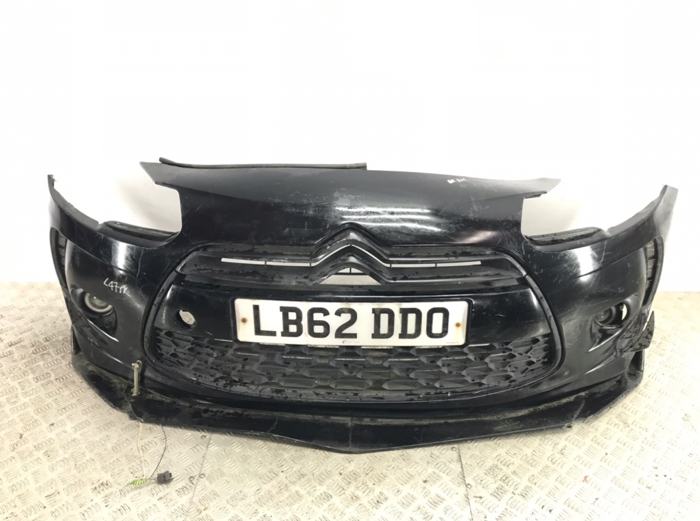 Бампер передний для Citroen DS3, 2012 г. 1.6 Ti бензин б/у