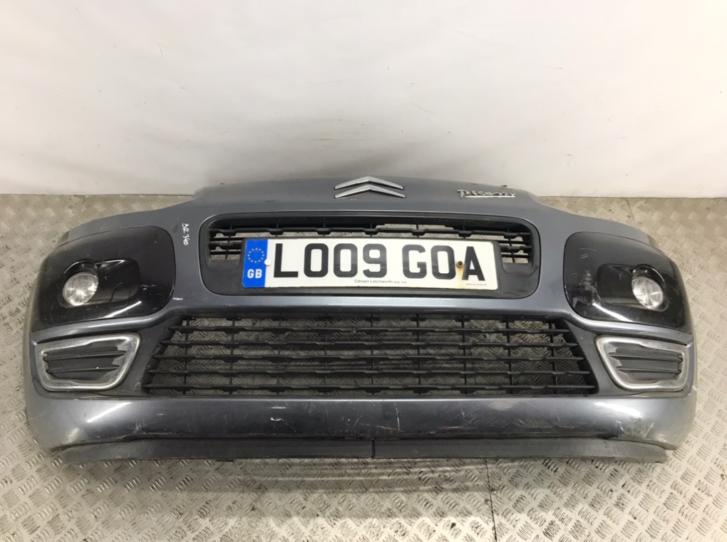 Бампер передний для Citroen C3 Picasso, 2009 г. 1.6 HDi дизель б/у