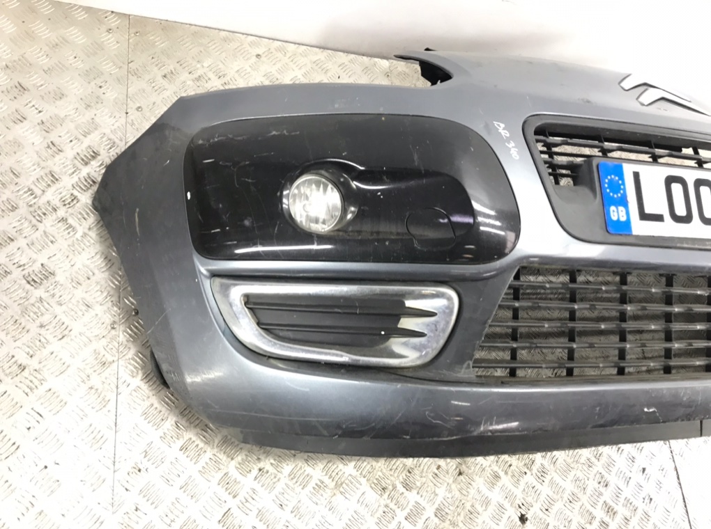 Бампер передний для Citroen C3 Picasso, 2009 г. 1.6 HDi дизель б/у — фото 2