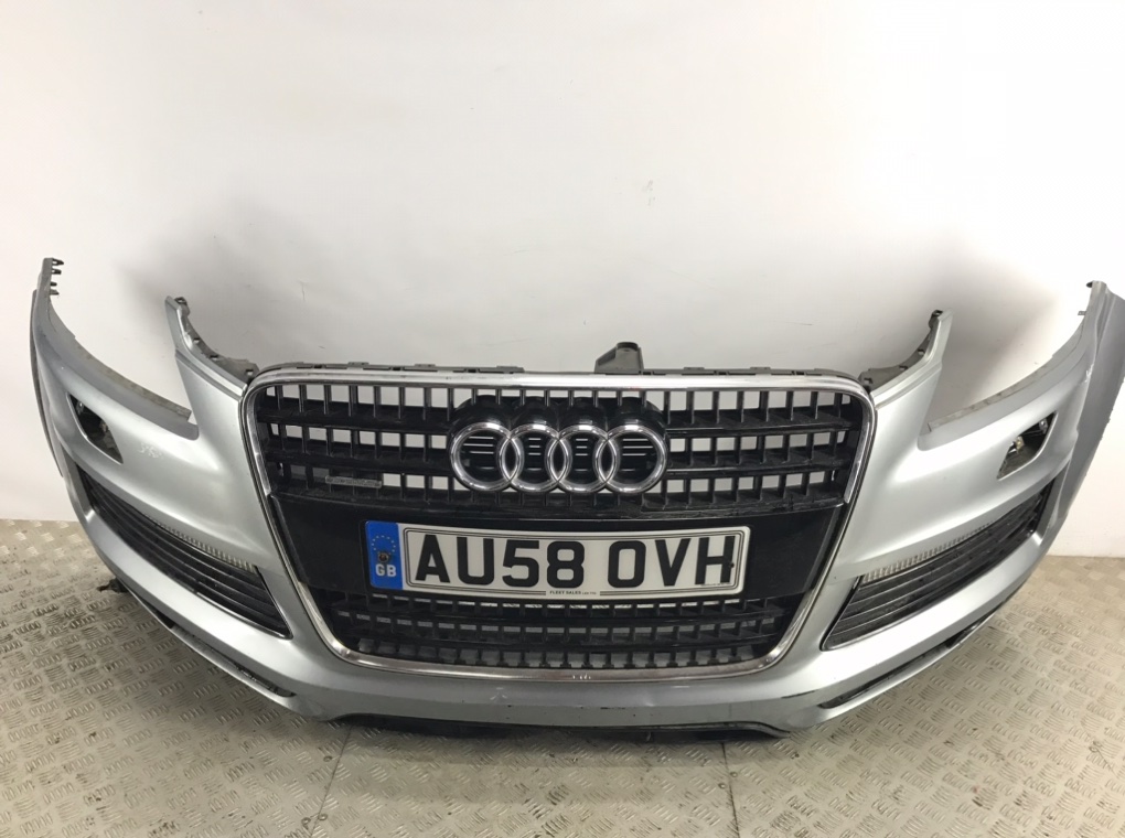 Бампер передний для Audi Q7, 2008 г. 3.0 TDi дизель б/у